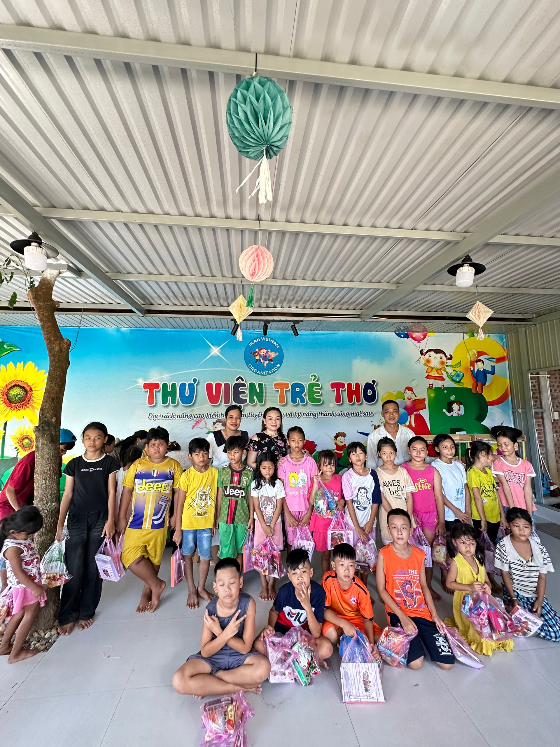 Children participating in a PlanVN community program